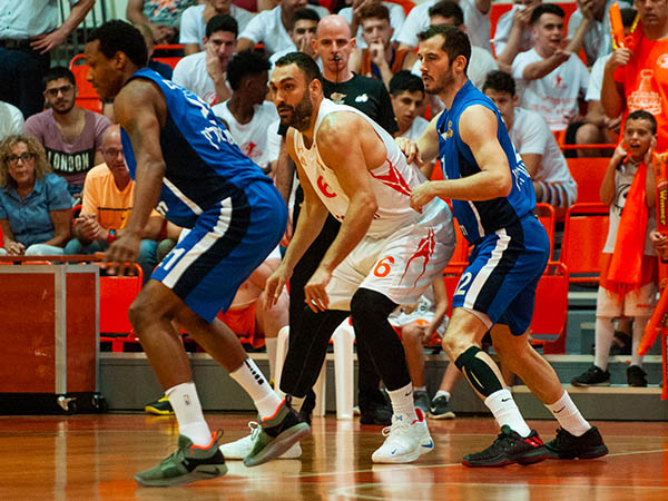 הרצליה התעוררה מאוחר מדי (מנהלת הליגה)