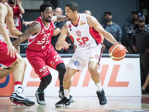 משחק טוב של מקי (מנהלת הליגה)