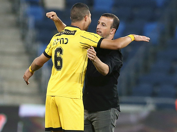 "בית"ר קבוצה מאומנת" (דני מרון)