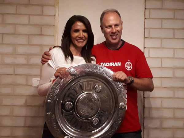 אלונה ברקת עם הצלחת השלישית ברציפות