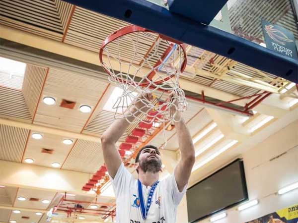 עוד אליפות למכבי (עודד קרני, איגוד הכדורסל)