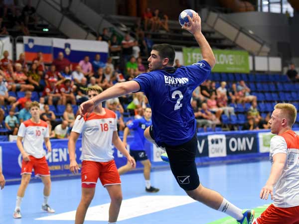 הכחולים השיגו ניצחון חשוב שיעזור להם בשלב הבא (Slavko Kolar, EHF)