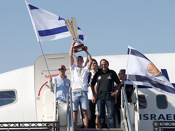 יש לנו גביע (צילום: אלן שיבר)