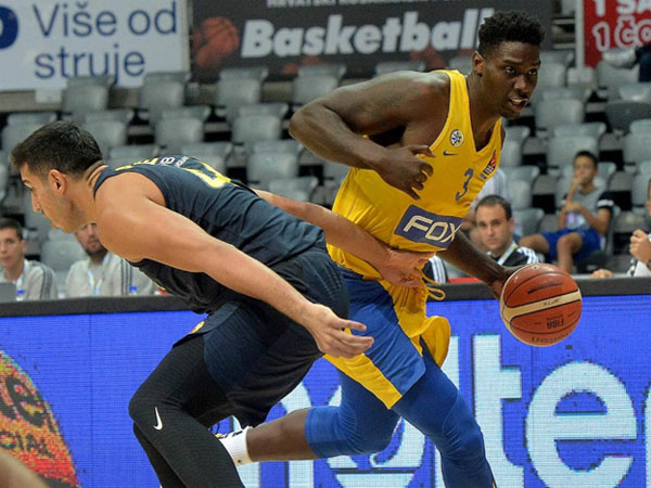 (הטוויטר הרשמי של מכבי ת"א)