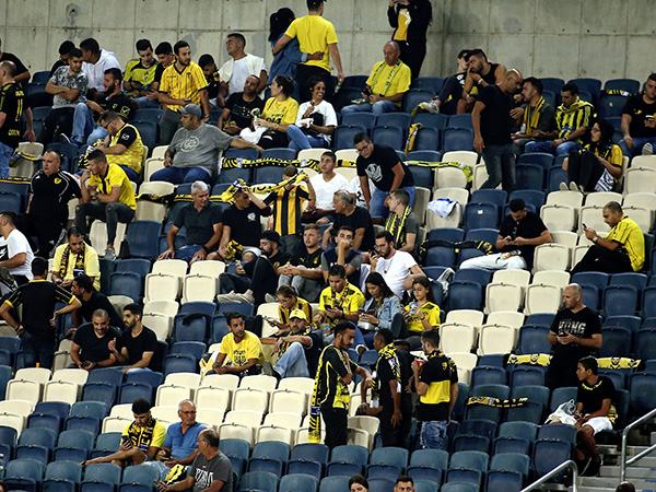 אירוע קטן שמעיב על ההתנהגות הטובה (אלן שיבר)