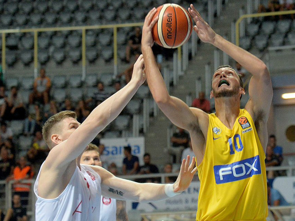 לוי בחוץ (האתר הרשמי של מכבי ת"א)