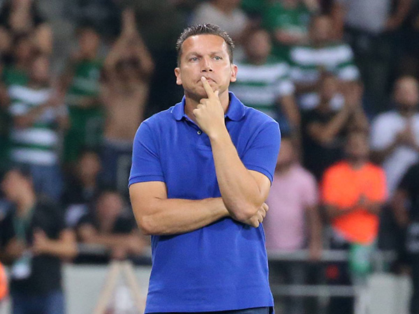 לא מוצא פתרונות. בכר (יוסי שקל)