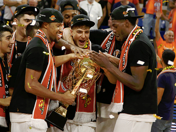 מה התואר הזה אומר לקראת הליגה? (צילום: אלן שיבר)