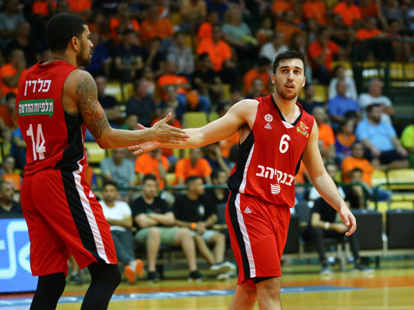 בן 21 והפך לשחקן מוביל בהפועל י-ם (מנהלת הליגה)