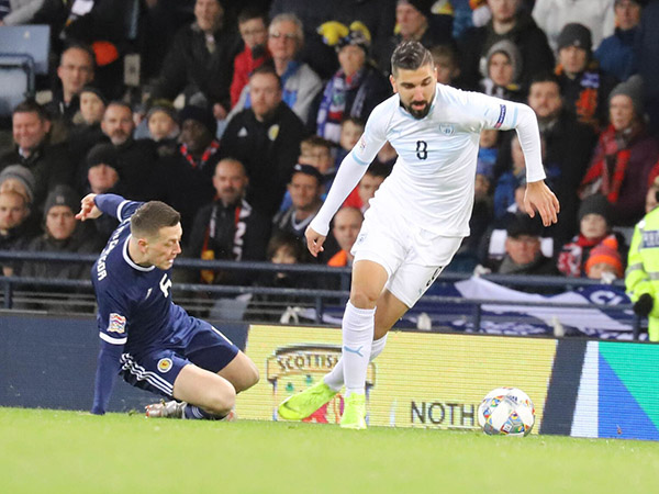 דאבור. בקרוב נראה אותו באנפילד? (PayPerLens)