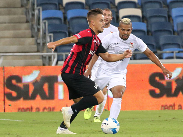 פלקושצ'נקו, עדיין לא ברור אם יישאר (יוסי שקל)