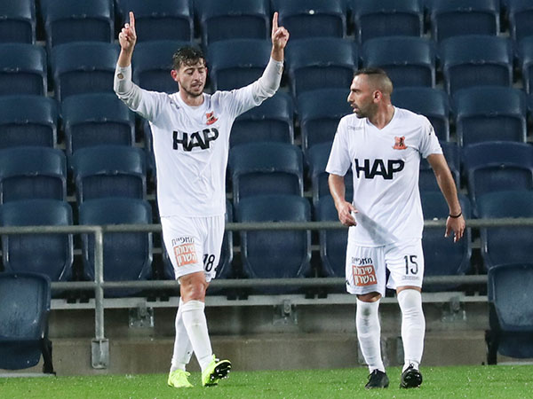 דור ז'אן. הכתומים מאמינים בו (דני מרון)