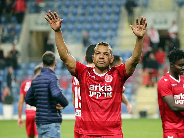 קלאודמיר. פורע שטרות בהפועל ת"א (אודי ציטיאט)