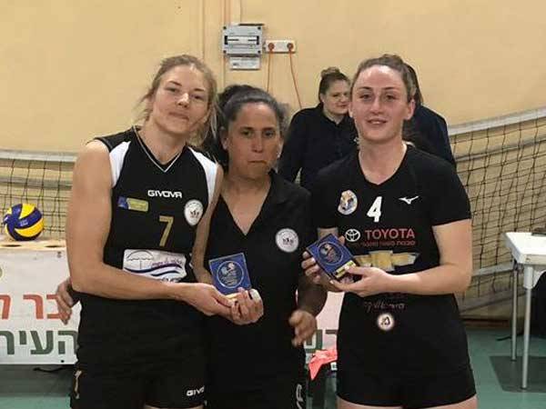 המצטיינות בכפר סבא (באדיבות איגוד הכדורעף)