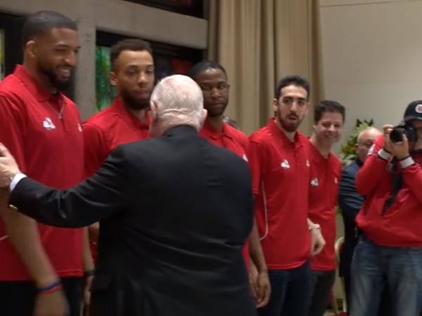 גם הזרים היו חלק מהחוויה