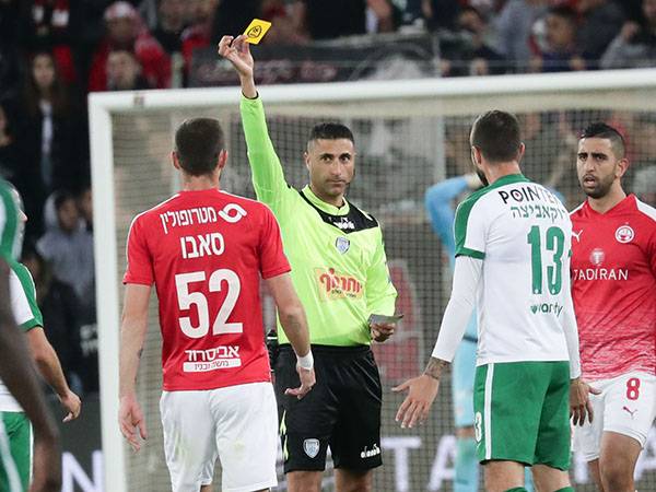 בתחילה סאבו ספג צהוב שני, ה-VAR גרם לשינוי ההחלטה (GETTY)