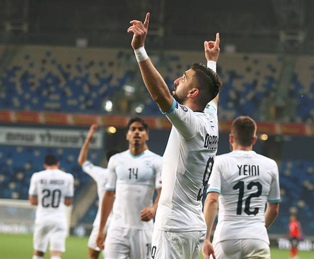 "יש צוות שמאמין בדאבור והוא נותן בחזרה" (אלן שיבר)