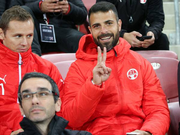 שתי משכורות וגמרנו. בן בסט (צילום: אודי ציטיאט)