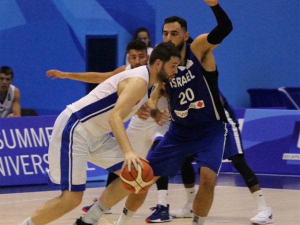 זלמנסון. שלט מתחת לסלים (איגוד הכדורסל)