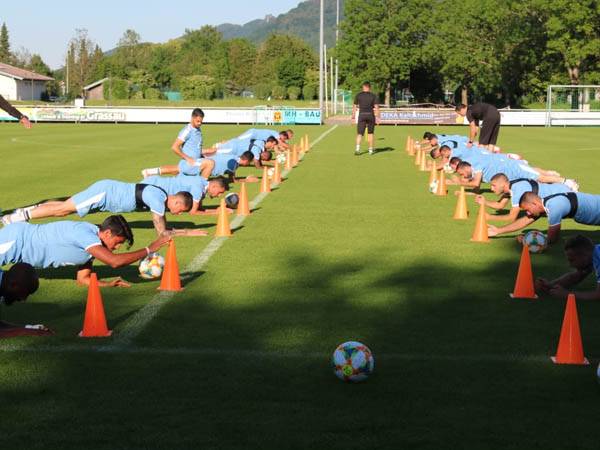 גרנט לא היה אוסר על השחקנים לצאת לקזינו (ההתאחדות לכדורגל)