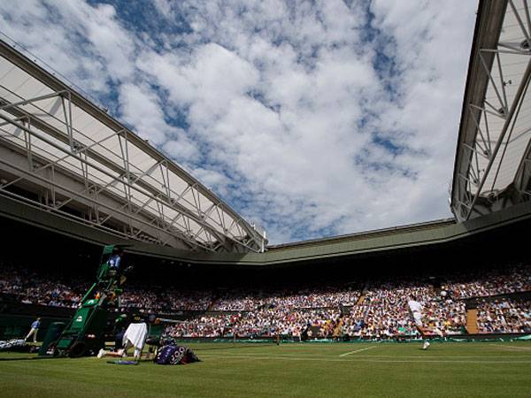 "גם וומבלי לא מספיק גדול כדי לארח יריבות כזאת" (Getty Images)