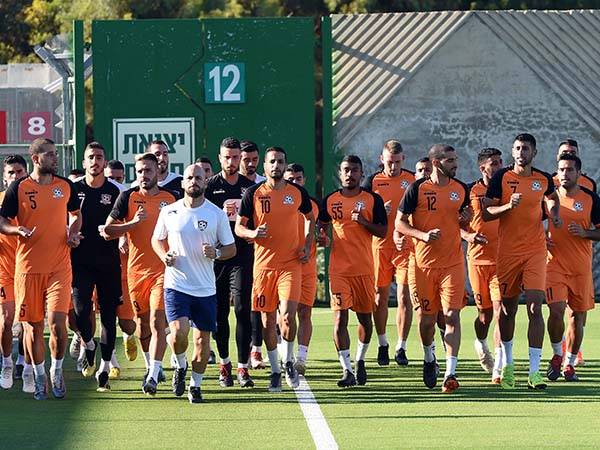 ניצחון ראשון במחנה