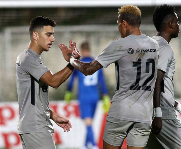 ביטון. מרגיש שבבולגריה מאמינים בו (לודוגורץ, רשמי)