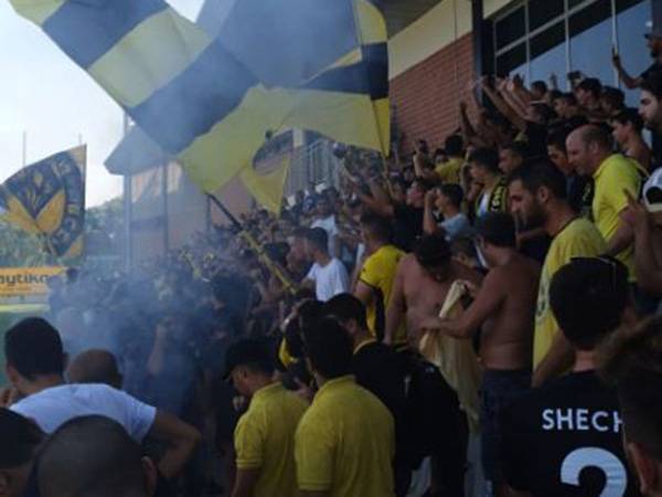 דורשים יותר