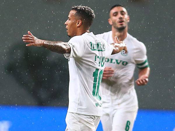 כוכב בשמי חיפה. שרי (אלן שיבר)