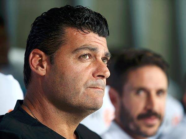 התזוזה הצידה יכולה לעשות לו רק טוב. אביטן (אלן שיבר)