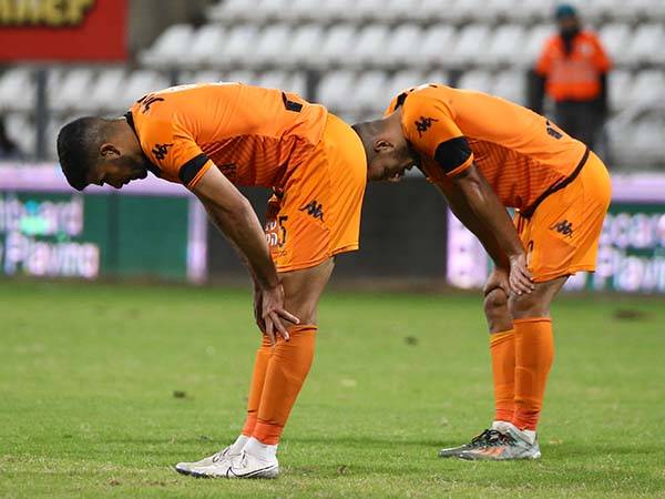 עדיין בחלק העליון (אנצ'ו גוש)