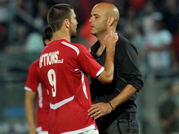 שכטר ואבוקסיס. "כל הליגה נגדנו"