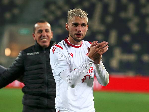 רודריגס. נקודה חיובית אצל האדומים (אלן שיבר)