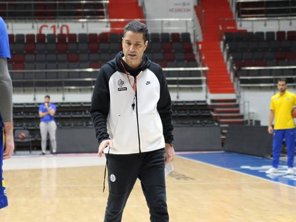 יאניס. ההחלטה החשובה מכולן (האתר הרשמי)