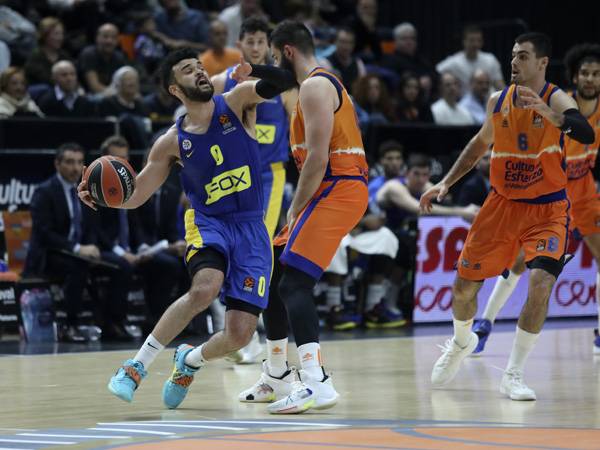 בראיינט. המשחק נעשה קשה יותר ככל שהדקות חלפו (Euroleague)
