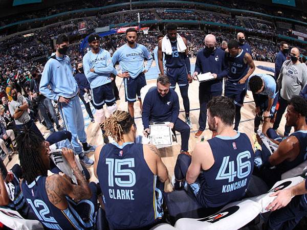 Joe Murphy/NBAE via Getty Images