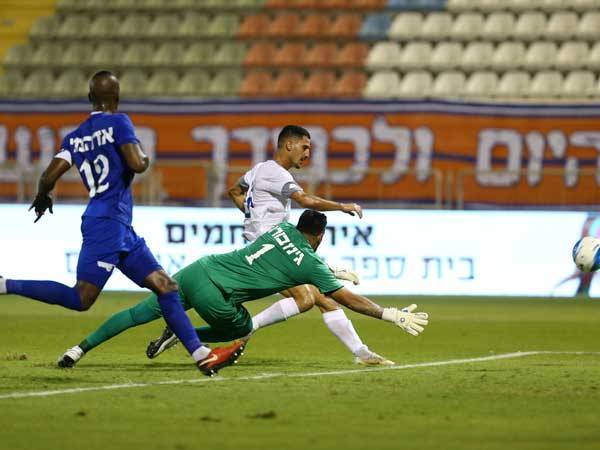 (לירון מולדובן)