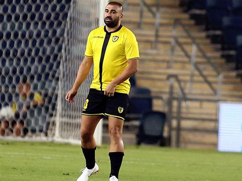 כתבנו תומר לוי מעדכן כי ערן לוי, שלא נמצא בסגל, הגיע לאצטדיון וזכה לתשואות ממושכות מצד הקהל הבית``רי