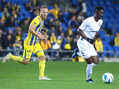 ק``ש דוחפת קדימה מפתיחת המחצית השניה. יצאה מההלם של החצי הראשון (אלן שיבר)