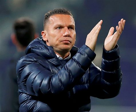 אחרי פגרת הנבחרות, וכשהיא בפסגת הליגה, מכבי חיפה רוצה להלחיץ את מכבי ת``א במירוץ האליפות. לשם כך, בכר צפוי לפתוח עם מנחם ושרי, כשאצילי ימתין על הספסל. (אלן שיבר)