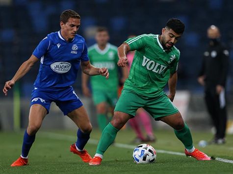 מכבי חיפה עכשיו תצטרך להתמודד עם הלחץ - הוא לגמרי עליה כעת (צילום: מאור אלקסלסי)