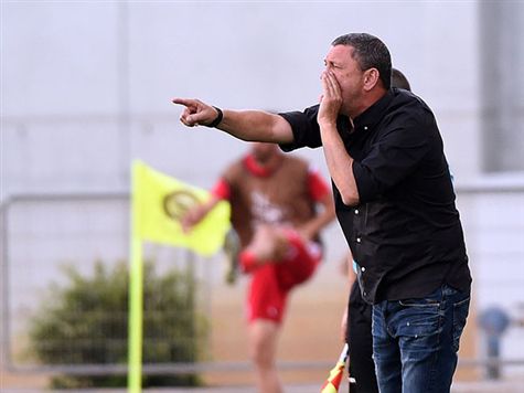 ניר קלינגר. ההחמצות יעלו לקבוצה שלו ביוקר? (ברני ארדוב)