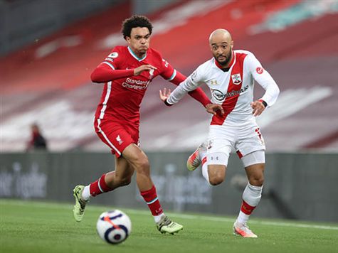 אלכסנדר ארנולד מתקשה עם המהירות של רדמונד (GETTY)