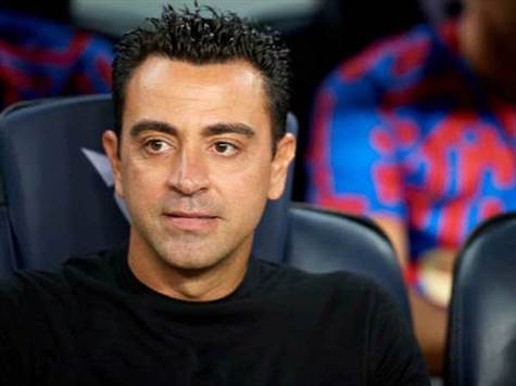 חצי שעה מהפתיחה והקבוצה שלו מתקשה לעלות על לוח התוצאות. צ`אבי (GETTY)&nbsp;