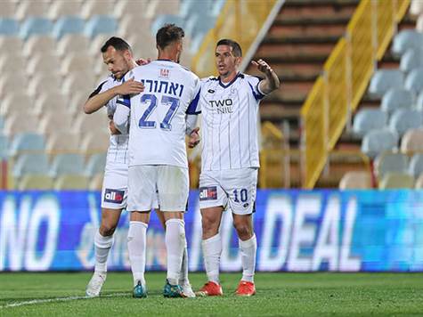 <STRONG>ועידן ורד כובש בבכורה שלו בהרכב הפותח! 2:2 משוגע בי``א! (לירון מולדובן)</STRONG>