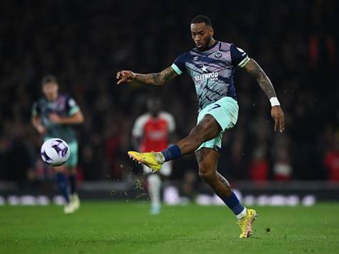 גם ברנטפורד עוד יכולה לכבוש במשחק הזה (Getty)