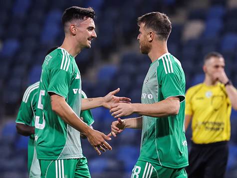 מכבי חיפה מובילה 1:3 בסיומה של מחצית מטורפת בסמי עופר (מאור אלקסלסי)