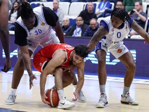 <strong>דאנק נהדר של ורנאדו. צפו (אלן שיבר)>>></strong>