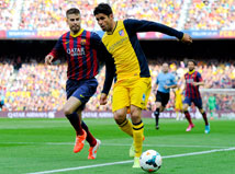 קוסטה עוד הספיק להטריד את פיקה לפני הפציעה