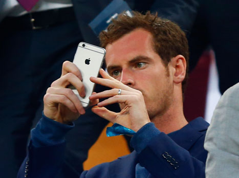 שני שערים כבר הובקעו אבל את אנדי מארי זה לא כל כך מעניין... (getty)